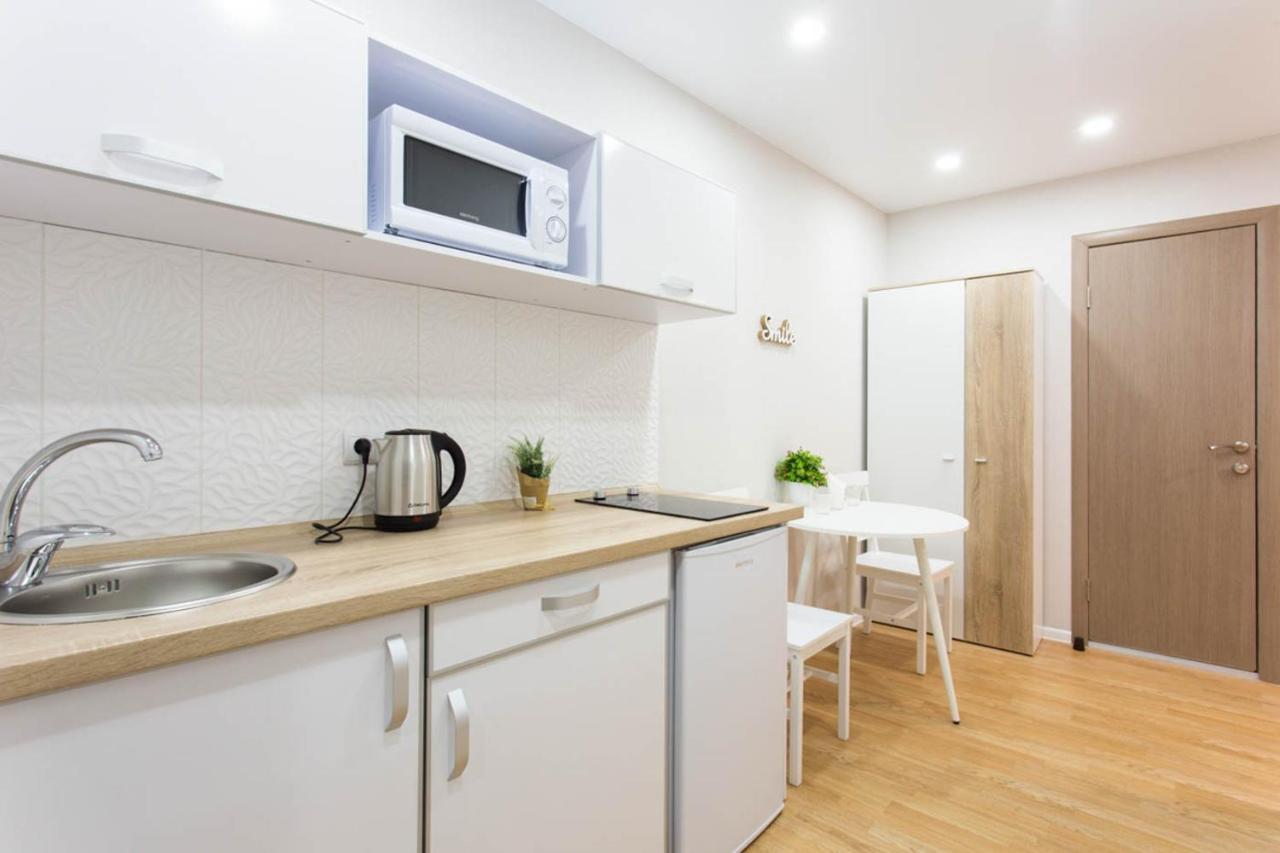 Apartment In The City Center - Gimnasiyna Naberezhna 24A-1 Charkiw Exterior foto