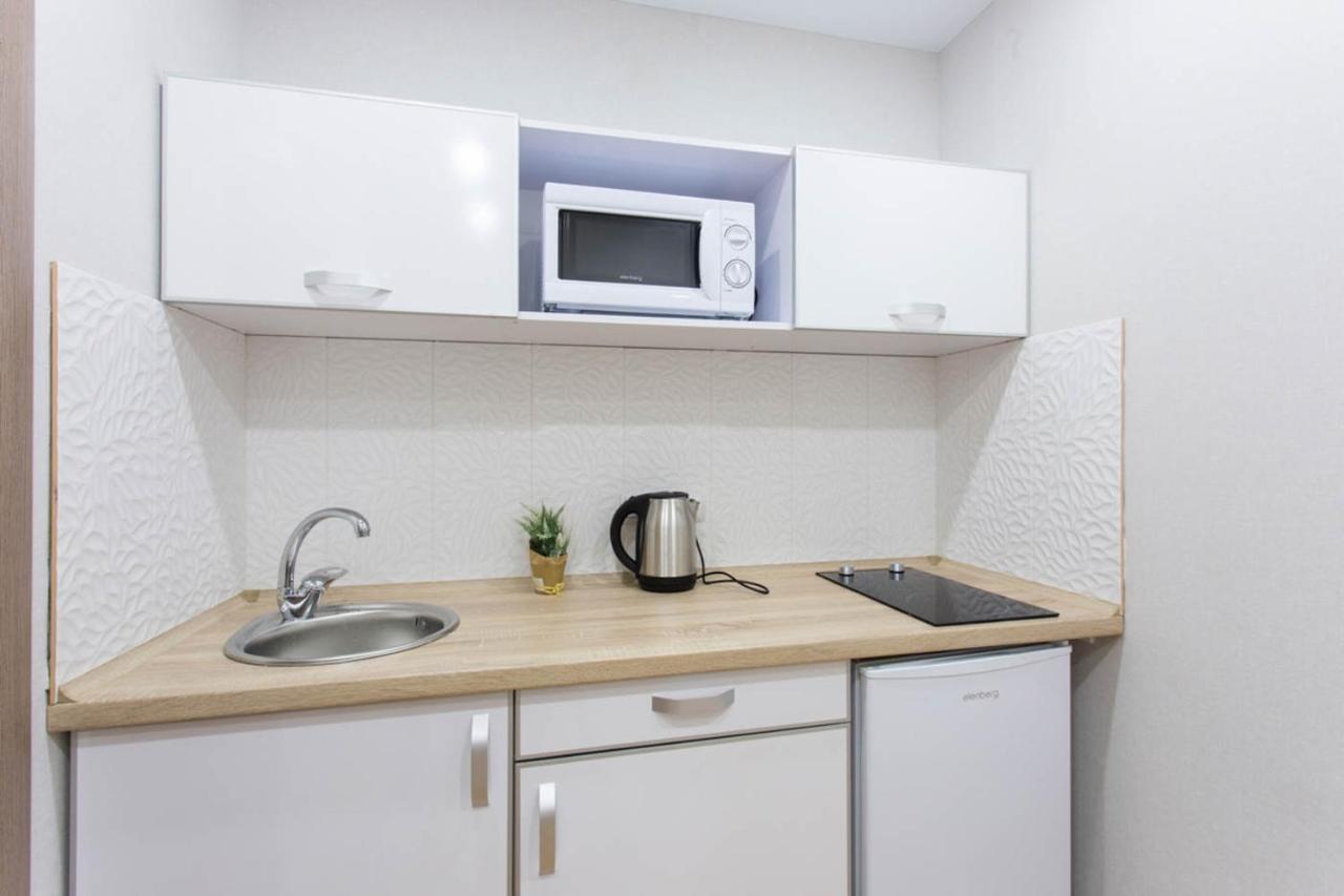 Apartment In The City Center - Gimnasiyna Naberezhna 24A-1 Charkiw Exterior foto