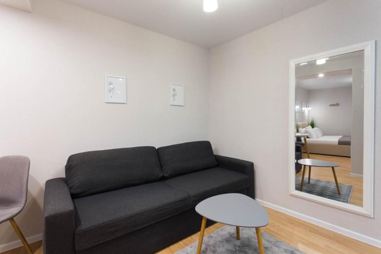 Apartment In The City Center - Gimnasiyna Naberezhna 24A-1 Charkiw Exterior foto
