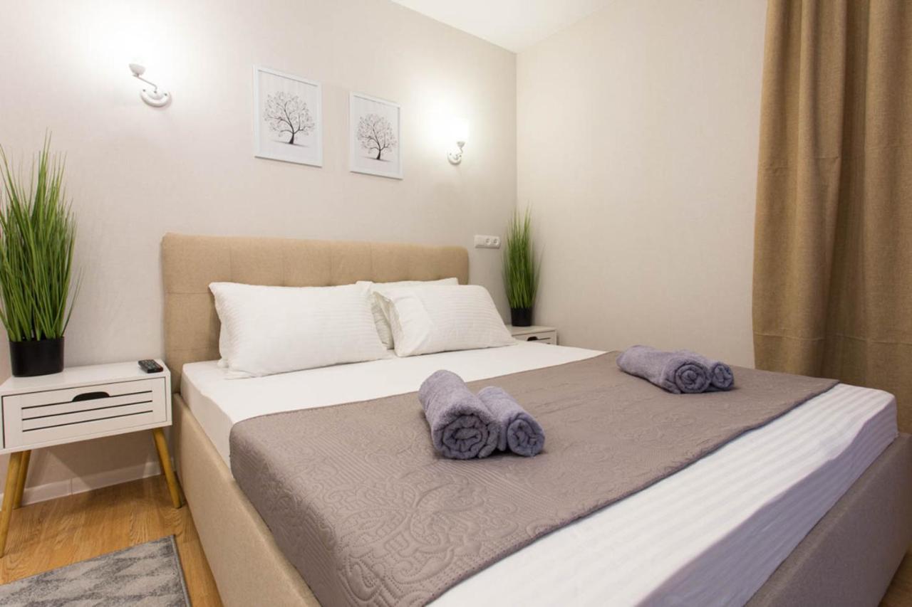 Apartment In The City Center - Gimnasiyna Naberezhna 24A-1 Charkiw Exterior foto