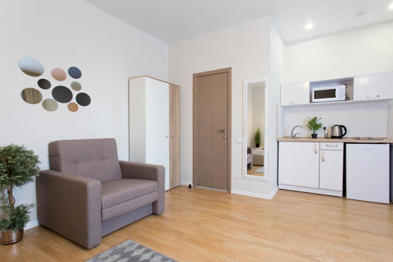 Apartment In The City Center - Gimnasiyna Naberezhna 24A-1 Charkiw Exterior foto